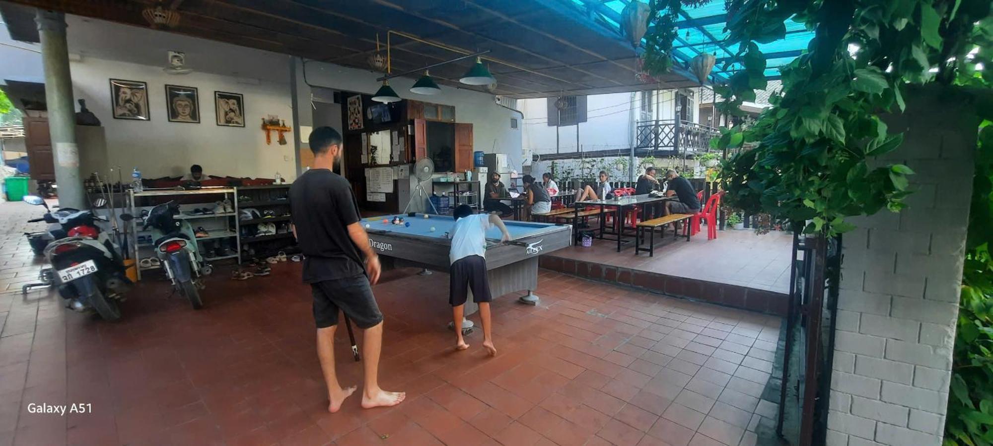 Aurora Backpackers Hostel Luang Prabang Ngoại thất bức ảnh