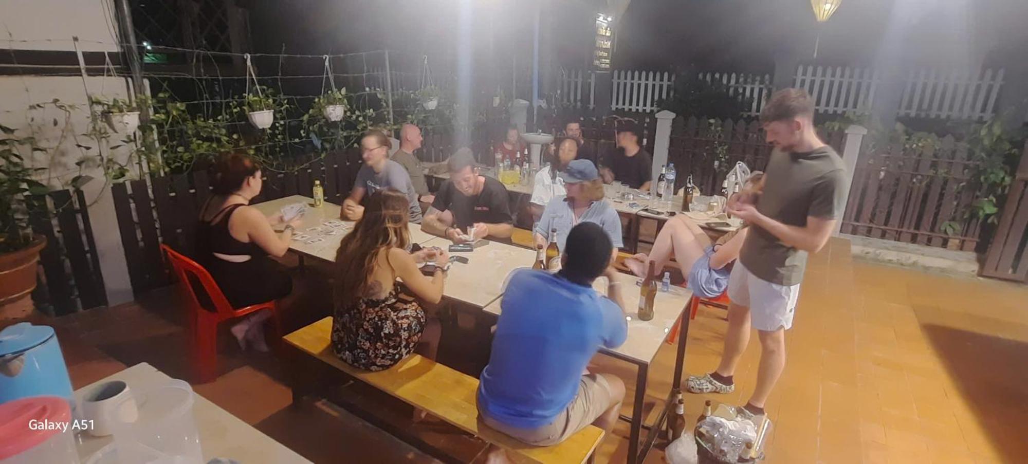 Aurora Backpackers Hostel Luang Prabang Ngoại thất bức ảnh